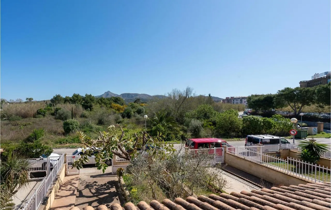 Vakantiehuis 4 Bedroom Stunning Home In Port Dalcudia Port de Alcudia  Spanje